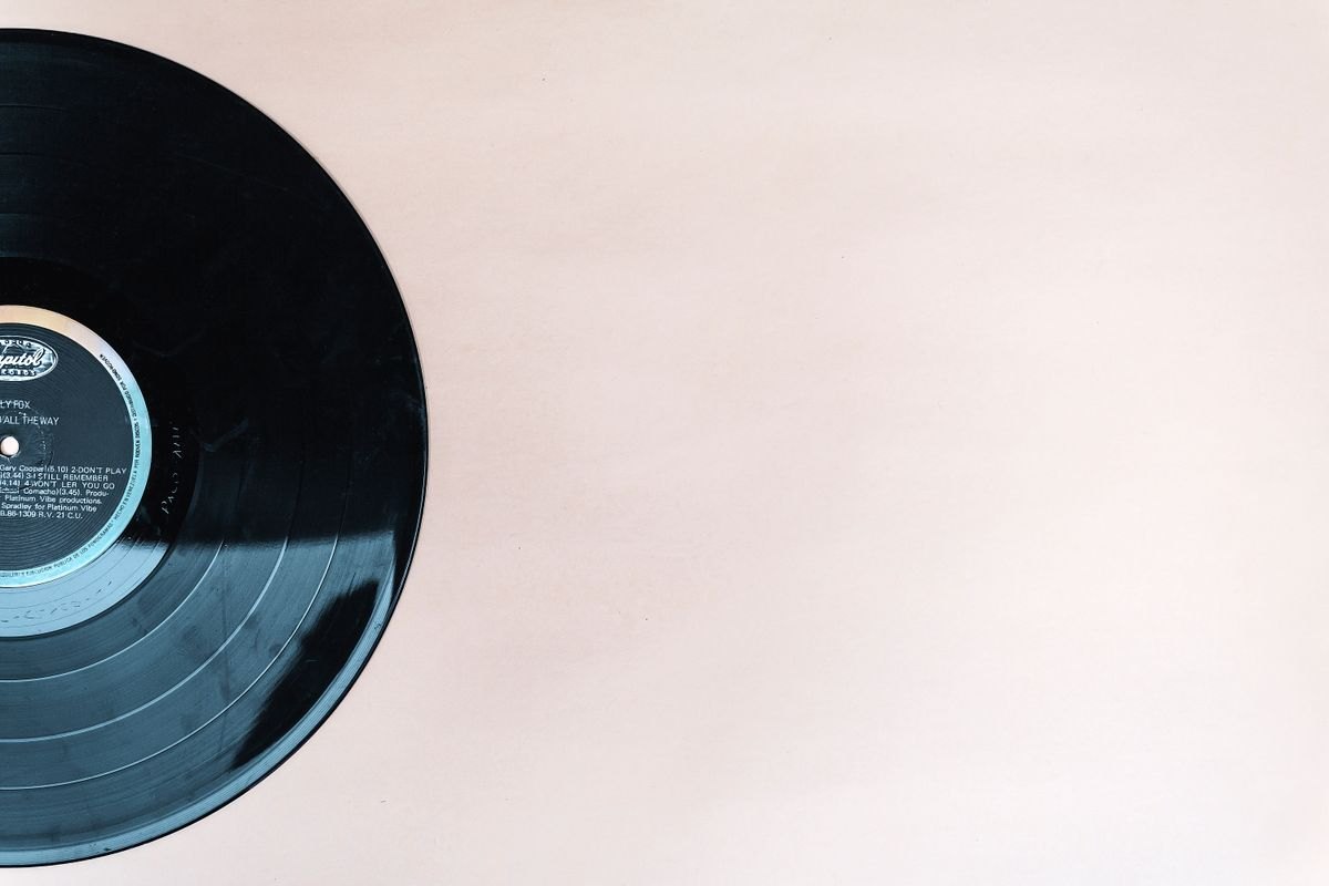The label and inner ring of a vinyl record